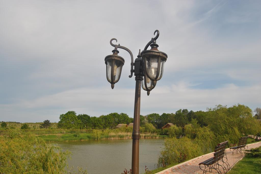 אולימפ Lacul Racilor מראה חיצוני תמונה